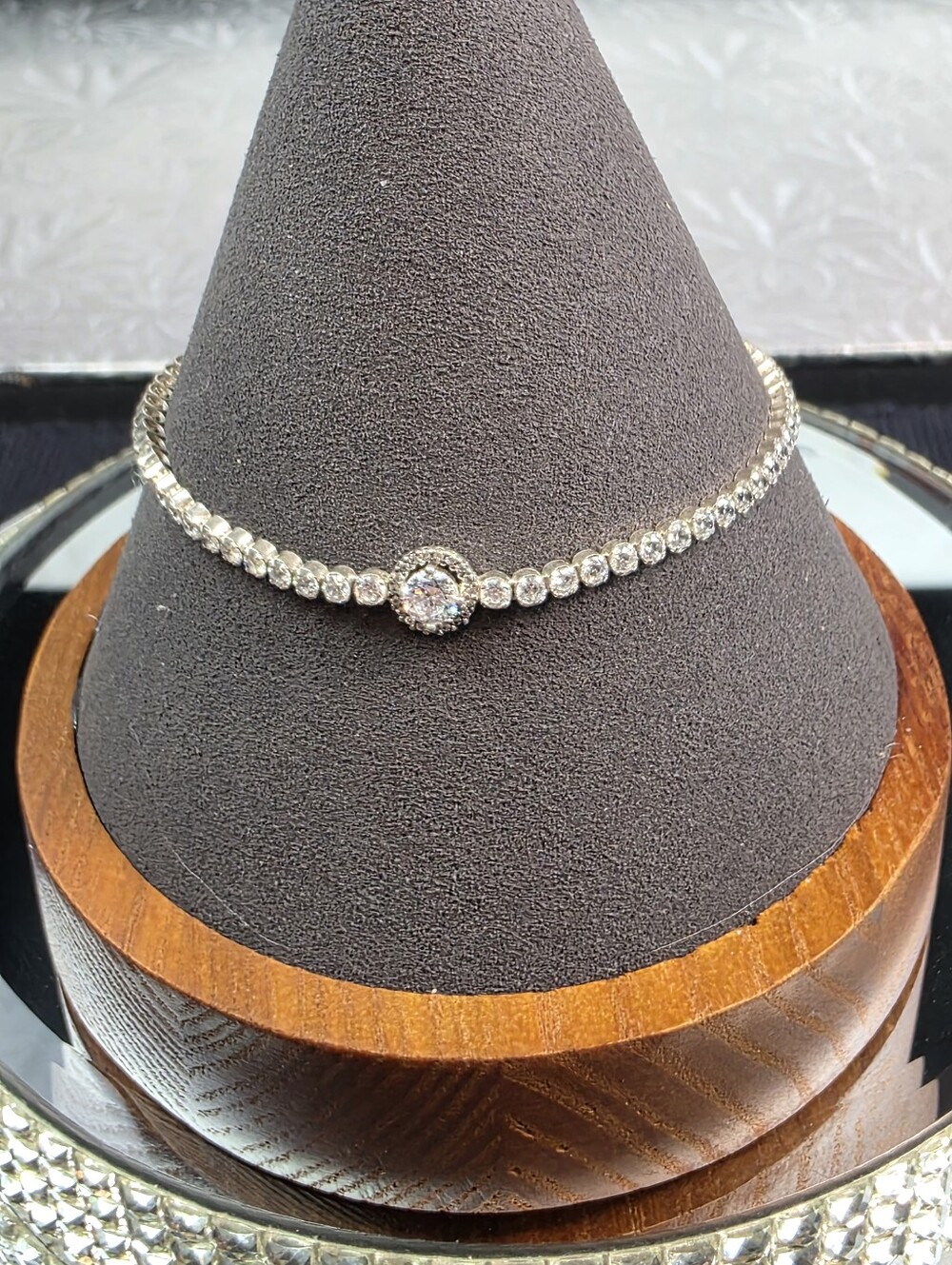 Sparkling Halo Tennis Braclet